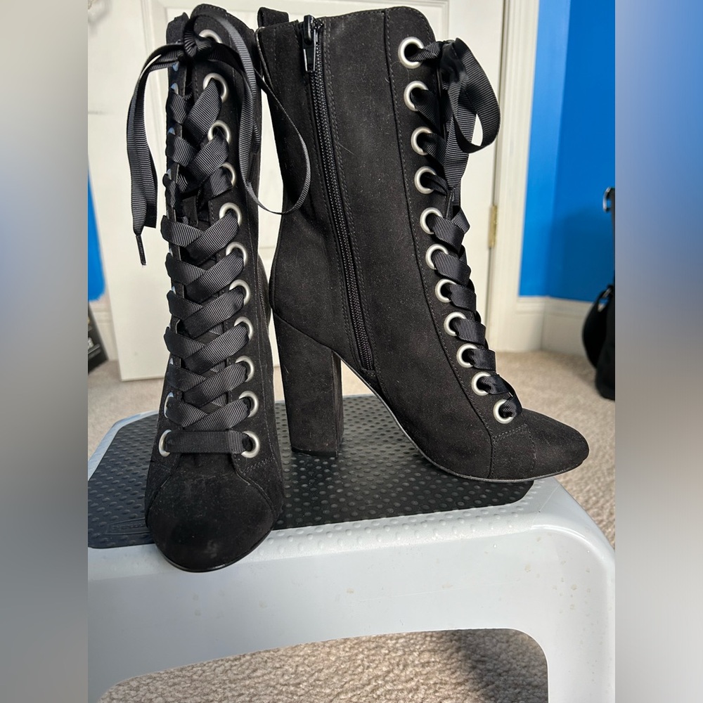 Express lace-up boots